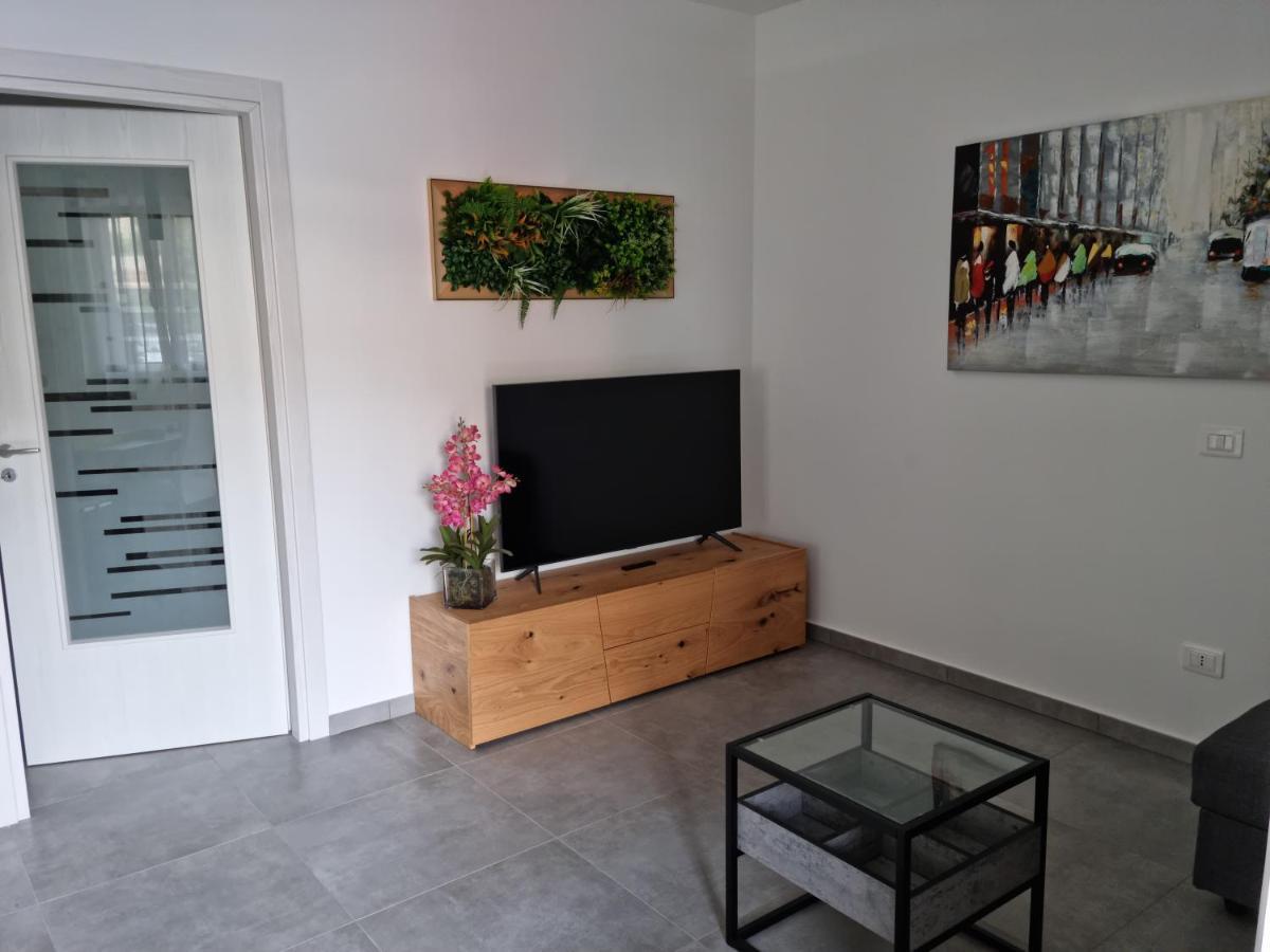 Kd Apartment, Accogliente, Moderno E Spazioso. Castel Di Sangro Zewnętrze zdjęcie